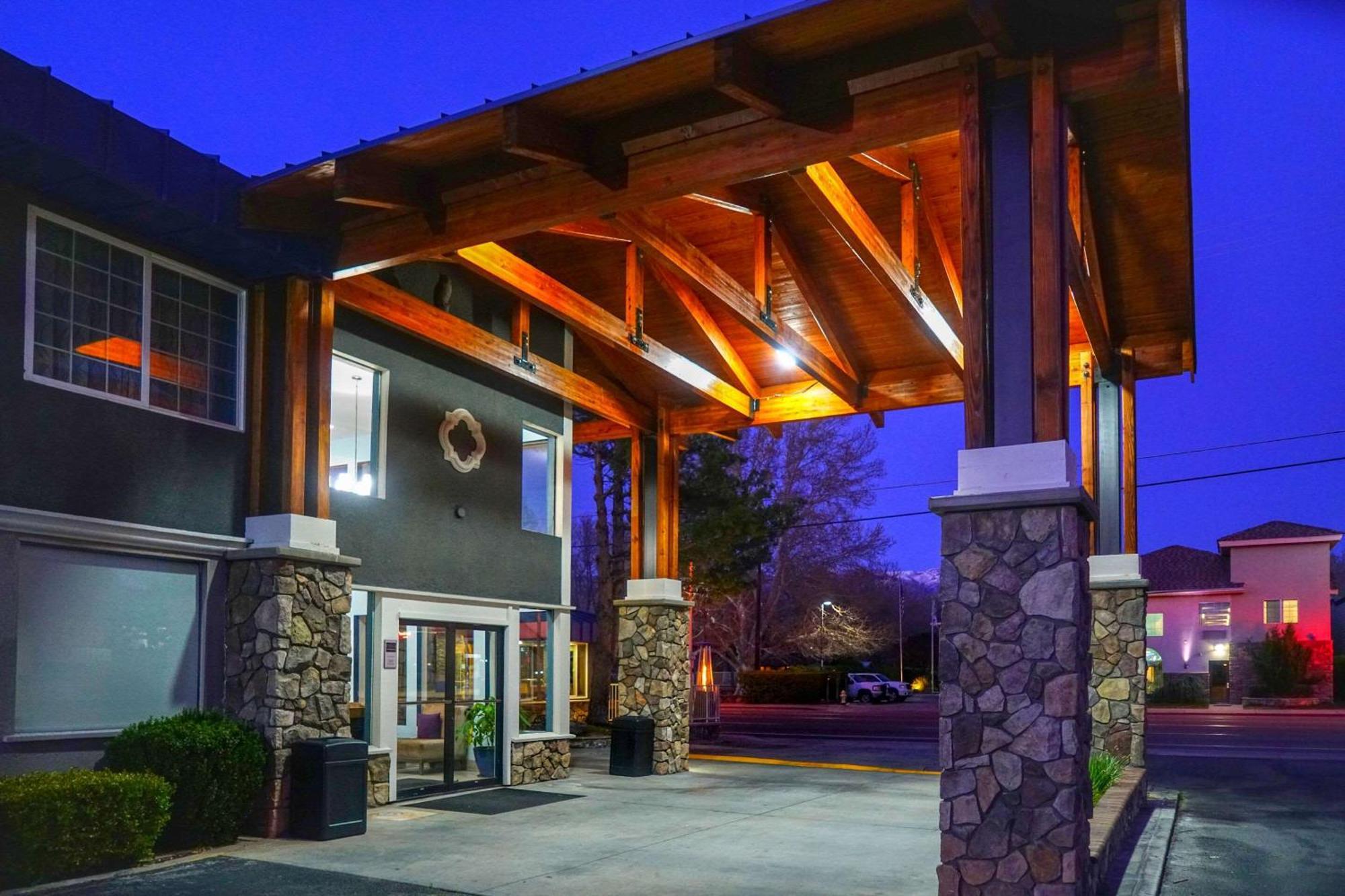 Cielo Hotel Bishop-Mammoth, Ascend Hotel Collection Εξωτερικό φωτογραφία